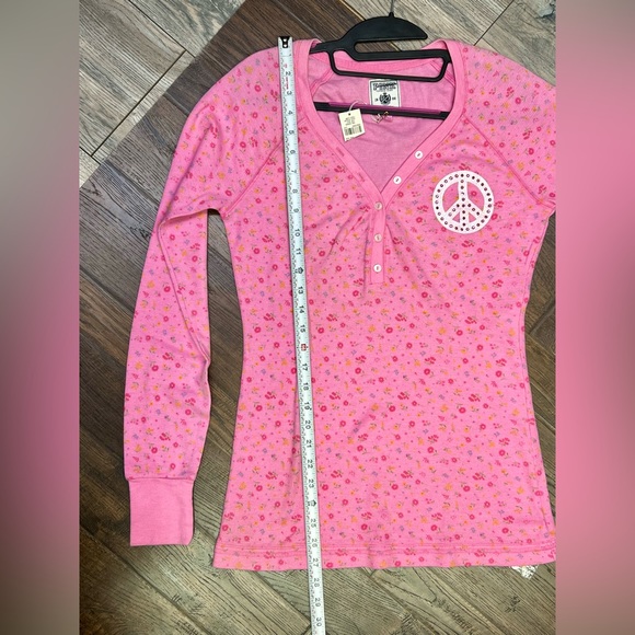 VS PINK Floral Long sleeve Thermal/Henley - Picture 8 of 10